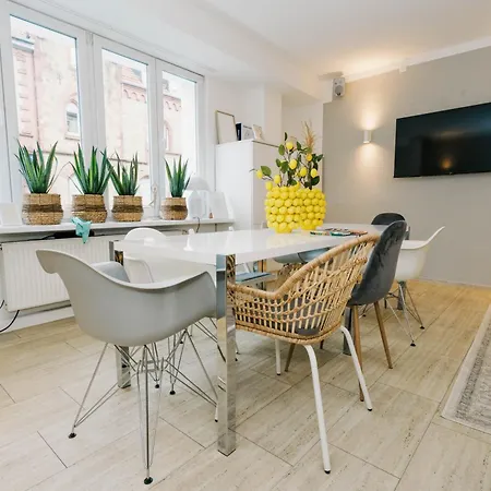 Im Zentrum - Youpartments Apartment *