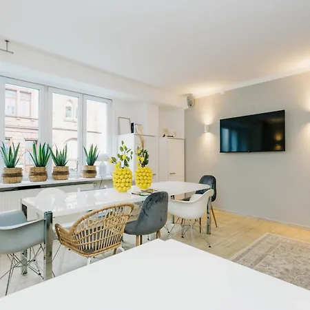 Im Zentrum - Youpartments דירה קייזרסלאוטרן